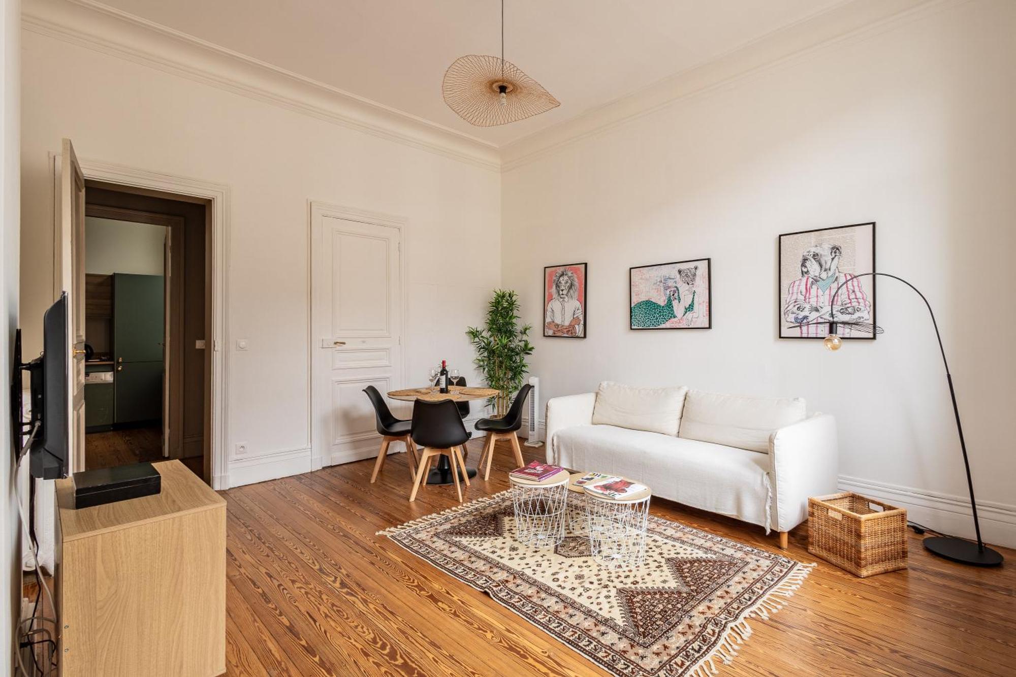 Hotel Particulier - Le 119 วาลองเซียนส์ ภายนอก รูปภาพ